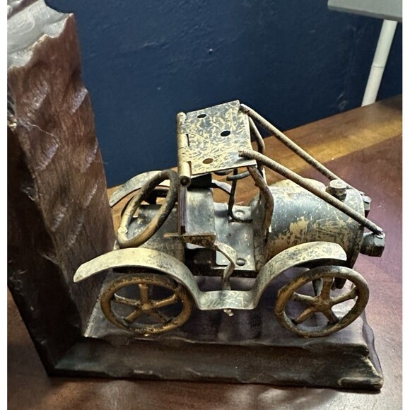 Vintage Wooden Bookends with Metal Sculptured Cars dark wooden base - Picture 8 of 11